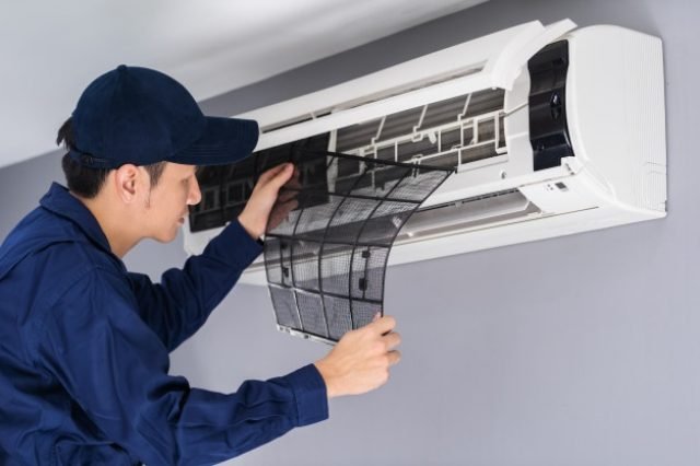 Manufacturer, Exporter, Importer, Supplier, Wholesaler, Retailer, Trader of Split Ac Repair in New Delhi, Delhi, India